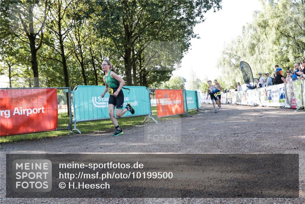 06.09.2026 - 20. Norderstedt Triathlon H.Heesch http://msf.ph/oto/10199500 06.09.2026 09:46:33 Ziel 631, 638, 677 meine-sportfotos.de
