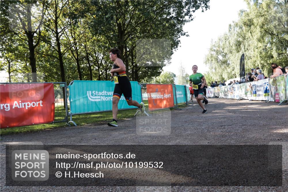 06.09.2026 - 20. Norderstedt Triathlon H.Heesch http://msf.ph/oto/10199532 06.09.2026 09:49:08 Ziel 609, 635, 642, 672, 691 meine-sportfotos.de