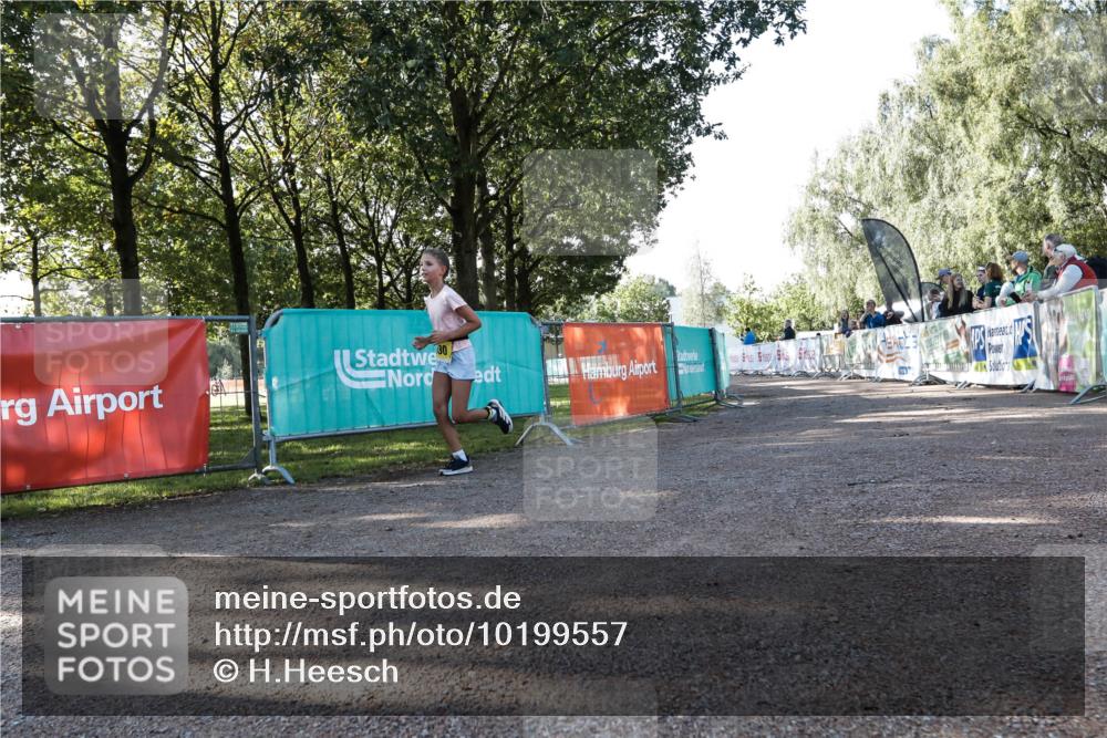 06.09.2026 - 20. Norderstedt Triathlon H.Heesch http://msf.ph/oto/10199557 06.09.2026 09:53:45 Ziel 630 meine-sportfotos.de