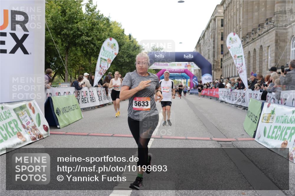 06.09.2026 - CURREX Alsterlauf Yannick Fuchs http://msf.ph/oto/10199693 06.09.2026 10:07:37 Ziel 2176, 2430, 2524, 3012, 3419, 3927, 4208, 4561, 5261, 5396, 5633, 5634, 6147, 6265 meine-sportfotos.de