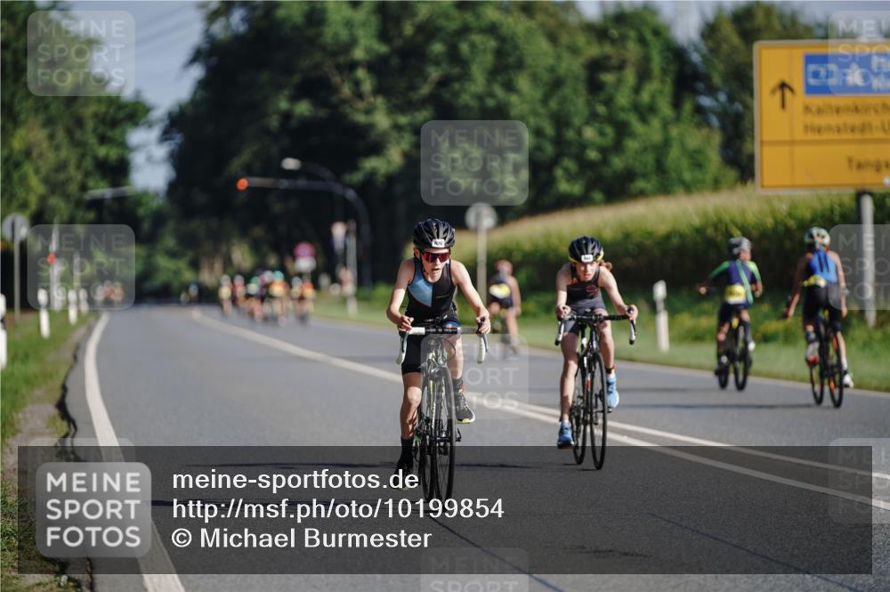 06.09.2026 - 20. Norderstedt Triathlon Michael Burmester http://msf.ph/oto/10199854 06.09.2026 09:36:40 Radfahren 626, 688 meine-sportfotos.de