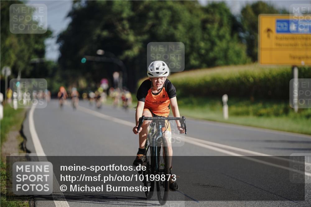 06.09.2026 - 20. Norderstedt Triathlon Michael Burmester http://msf.ph/oto/10199873 06.09.2026 09:37:15 Radfahren 651, 665 meine-sportfotos.de