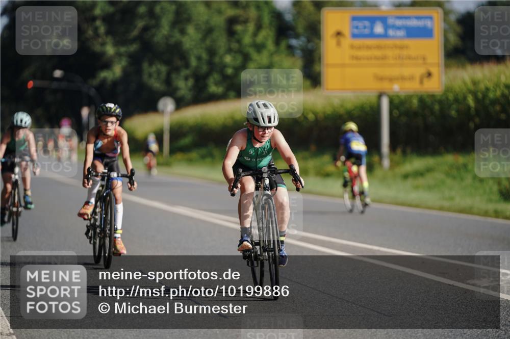 06.09.2026 - 20. Norderstedt Triathlon Michael Burmester http://msf.ph/oto/10199886 06.09.2026 09:37:41 Radfahren 621, 638, 655, 657 meine-sportfotos.de