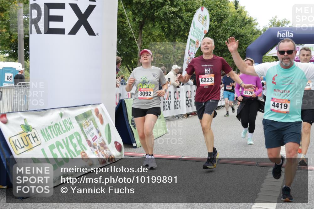 06.09.2026 - CURREX Alsterlauf Yannick Fuchs http://msf.ph/oto/10199891 06.09.2026 10:07:50 Ziel 1316, 2123, 2387, 2654, 2933, 3092, 3576, 3705, 3706, 3722, 3723, 4419, 4473, 5338, 5587, 5588, 5791, 5860, 6044, 6176, 6223, 6382 meine-sportfotos.de
