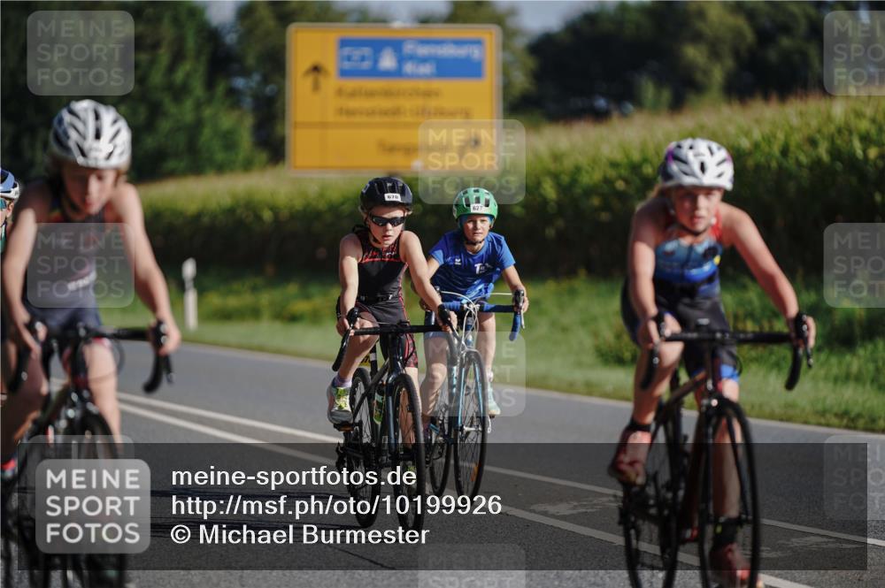 06.09.2026 - 20. Norderstedt Triathlon Michael Burmester http://msf.ph/oto/10199926 06.09.2026 09:38:17 Radfahren 606, 627, 629, 643, 675, 678, 693, 694, 696 meine-sportfotos.de