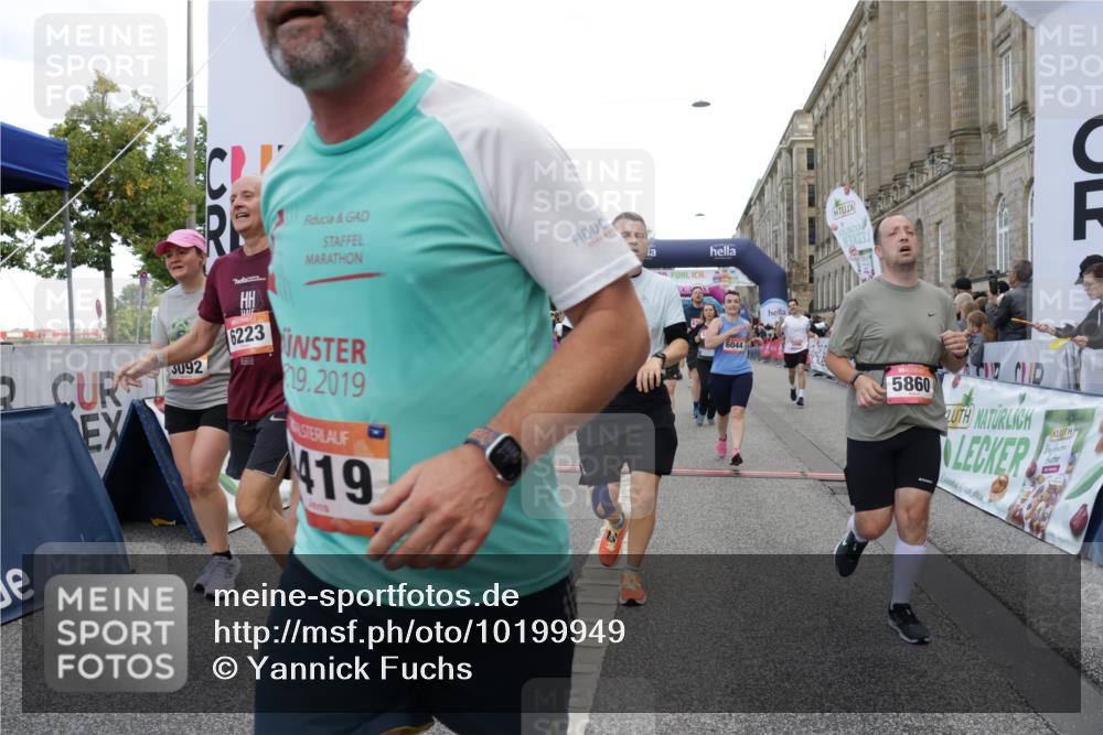 06.09.2026 - CURREX Alsterlauf Yannick Fuchs http://msf.ph/oto/10199949 06.09.2026 10:07:51 Ziel 1316, 2123, 2387, 2654, 2933, 3092, 3576, 3705, 3706, 3722, 3723, 3915, 3932, 4419, 4473, 5324, 5338, 5587, 5588, 5791, 5860, 6044, 6176, 6223, 6382 meine-sportfotos.de