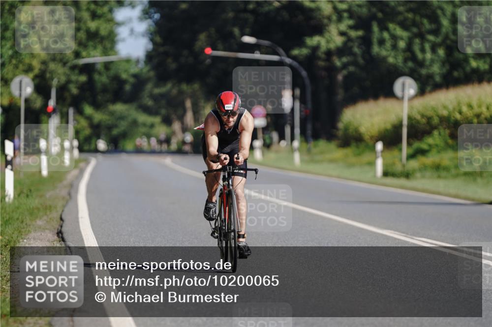 06.09.2026 - 20. Norderstedt Triathlon Michael Burmester http://msf.ph/oto/10200065 06.09.2026 10:23:42 Radfahren 1500 meine-sportfotos.de