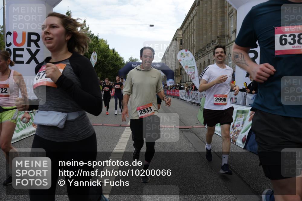 06.09.2026 - CURREX Alsterlauf Yannick Fuchs http://msf.ph/oto/10200066 06.09.2026 10:07:55 Ziel 1316, 2123, 2387, 2654, 2933, 3092, 3296, 3722, 3723, 3757, 3758, 3915, 3916, 3932, 4419, 5324, 5587, 5588, 5791, 5860, 6044, 6176, 6223, 6382 meine-sportfotos.de