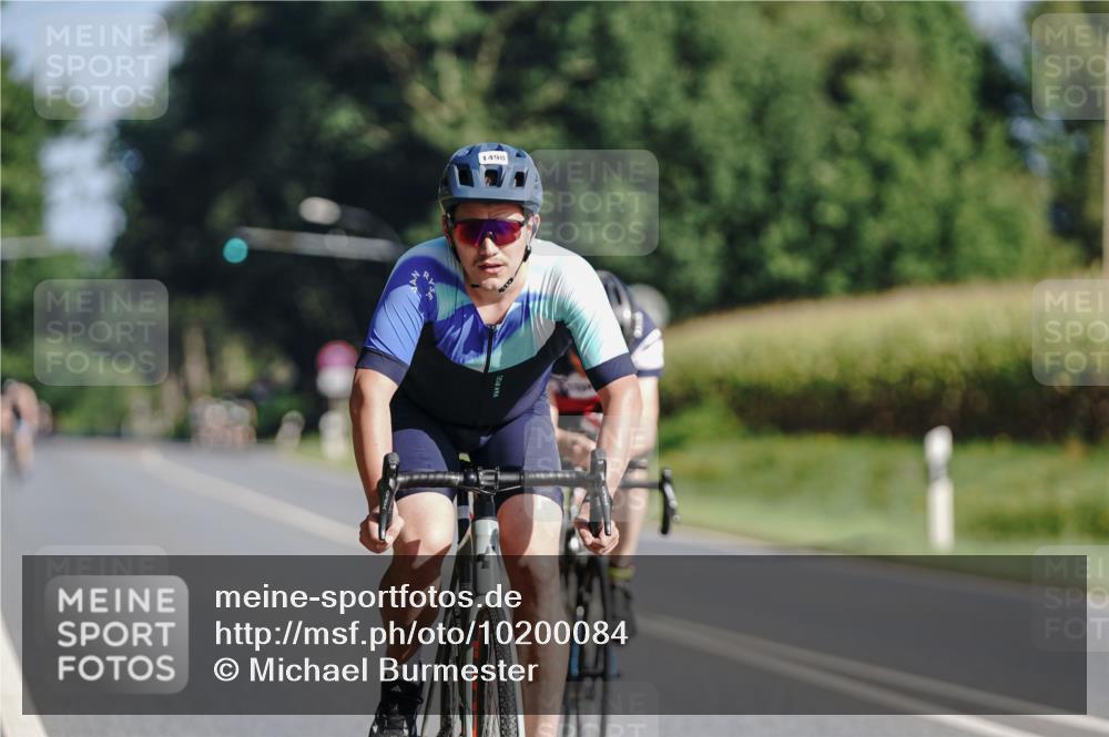 06.09.2026 - 20. Norderstedt Triathlon Michael Burmester http://msf.ph/oto/10200084 06.09.2026 10:27:16 Radfahren 1493, 1498 meine-sportfotos.de