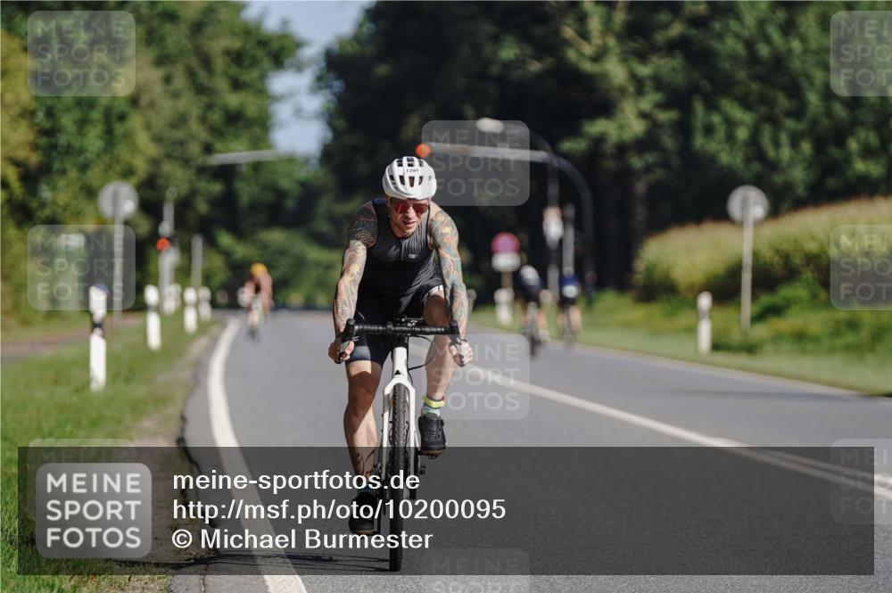 06.09.2026 - 20. Norderstedt Triathlon Michael Burmester http://msf.ph/oto/10200095 06.09.2026 10:27:41 Radfahren 1204 meine-sportfotos.de