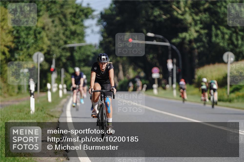 06.09.2026 - 20. Norderstedt Triathlon Michael Burmester http://msf.ph/oto/10200185 06.09.2026 10:32:04 Radfahren 1215, 1226, 1232 meine-sportfotos.de