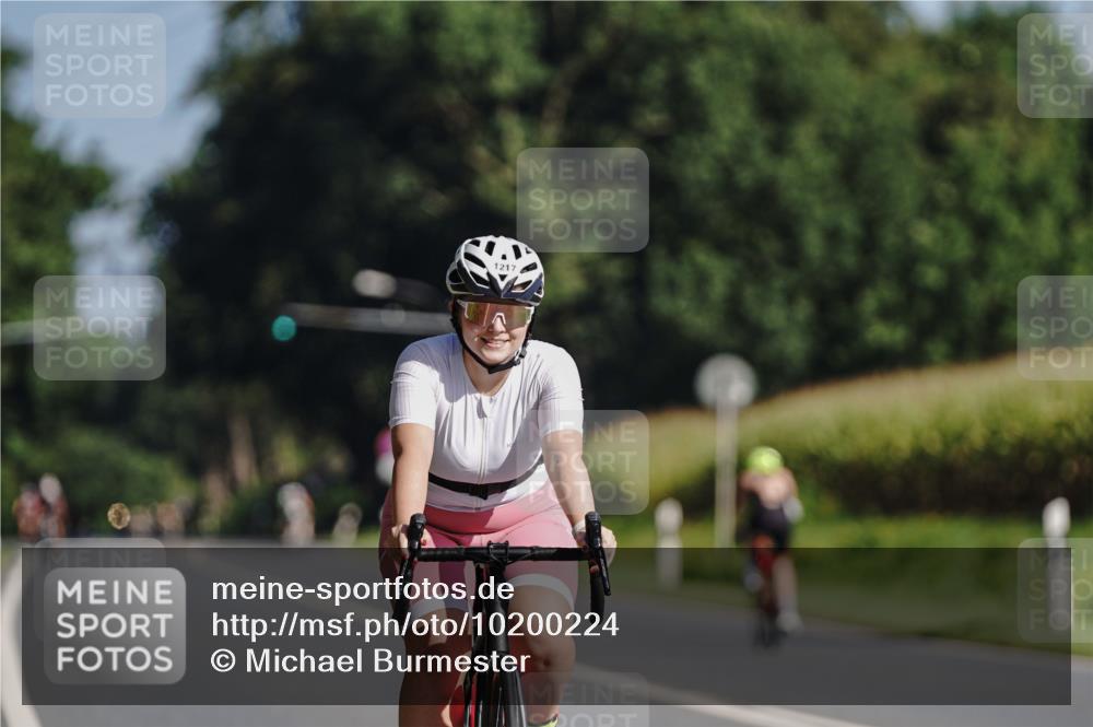 06.09.2026 - 20. Norderstedt Triathlon Michael Burmester http://msf.ph/oto/10200224 06.09.2026 10:32:29 Radfahren 1217 meine-sportfotos.de