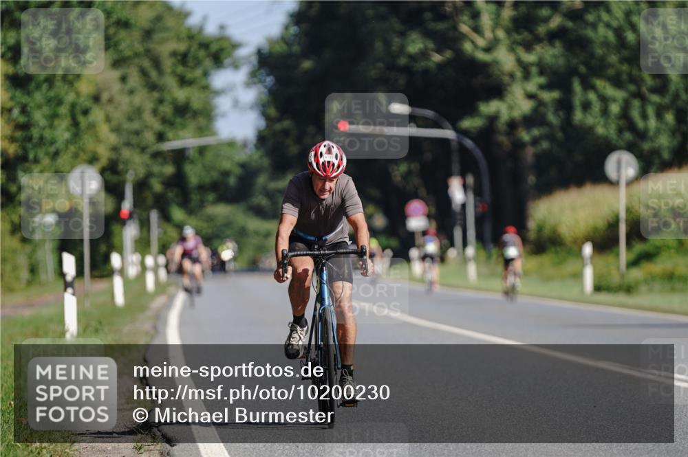 06.09.2026 - 20. Norderstedt Triathlon Michael Burmester http://msf.ph/oto/10200230 06.09.2026 10:32:46 Radfahren 1511 meine-sportfotos.de