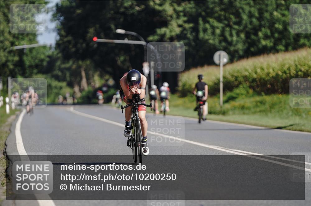 06.09.2026 - 20. Norderstedt Triathlon Michael Burmester http://msf.ph/oto/10200250 06.09.2026 10:33:06 Radfahren 737 meine-sportfotos.de