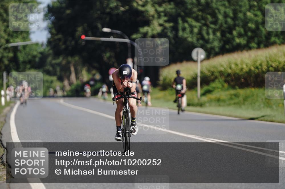 06.09.2026 - 20. Norderstedt Triathlon Michael Burmester http://msf.ph/oto/10200252 06.09.2026 10:33:06 Radfahren 737 meine-sportfotos.de