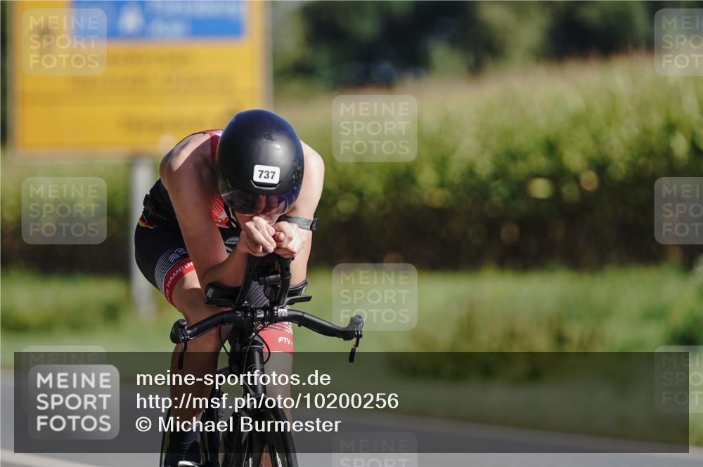 06.09.2026 - 20. Norderstedt Triathlon Michael Burmester http://msf.ph/oto/10200256 06.09.2026 10:33:08 Radfahren 737 meine-sportfotos.de