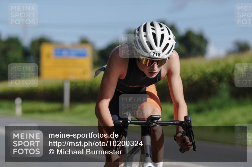 06.09.2026 - 20. Norderstedt Triathlon Michael Burmester http://msf.ph/oto/10200324 06.09.2026 10:33:56 Radfahren 718 meine-sportfotos.de