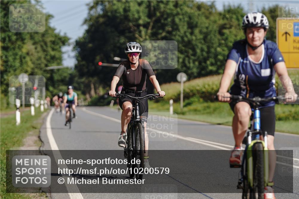 06.09.2026 - 20. Norderstedt Triathlon Michael Burmester http://msf.ph/oto/10200579 06.09.2026 10:35:44 Radfahren 766, 1195, 1496, 1506 meine-sportfotos.de