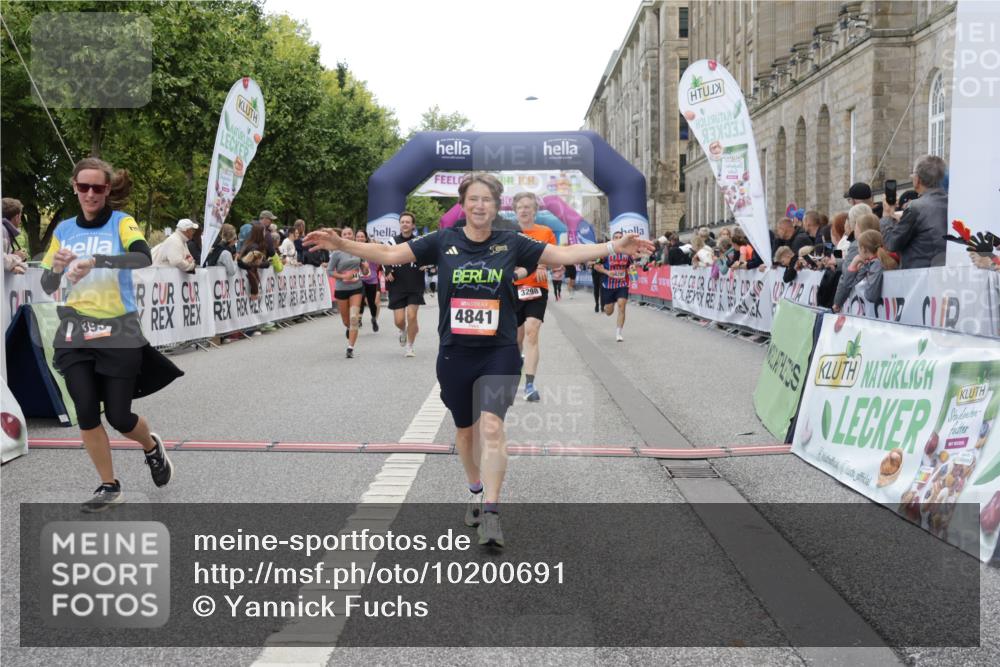 06.09.2026 - CURREX Alsterlauf Yannick Fuchs http://msf.ph/oto/10200691 06.09.2026 10:08:06 Ziel 2390, 2407, 3192, 3193, 3194, 3298, 3666, 4159, 4292, 4727, 4841, 5049, 5256, 5290, 5597, 6168, 6361, 6395 meine-sportfotos.de