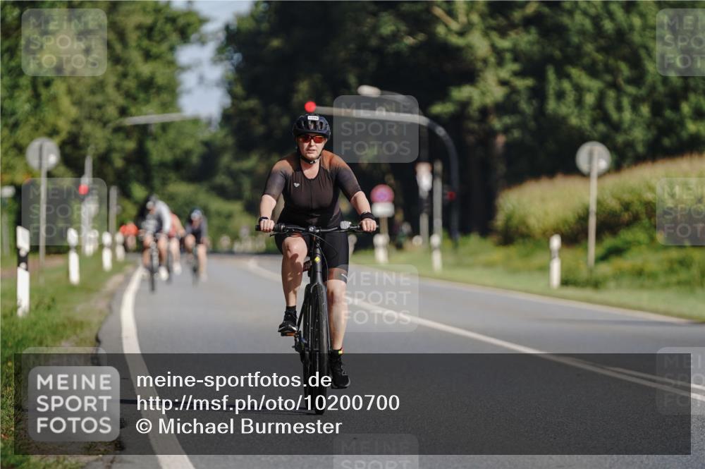 06.09.2026 - 20. Norderstedt Triathlon Michael Burmester http://msf.ph/oto/10200700 06.09.2026 10:36:08 Radfahren 1208 meine-sportfotos.de