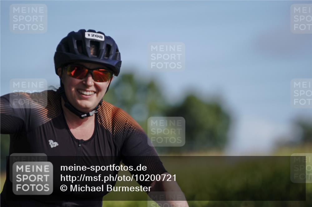 06.09.2026 - 20. Norderstedt Triathlon Michael Burmester http://msf.ph/oto/10200721 06.09.2026 10:36:12 Radfahren 1208 meine-sportfotos.de