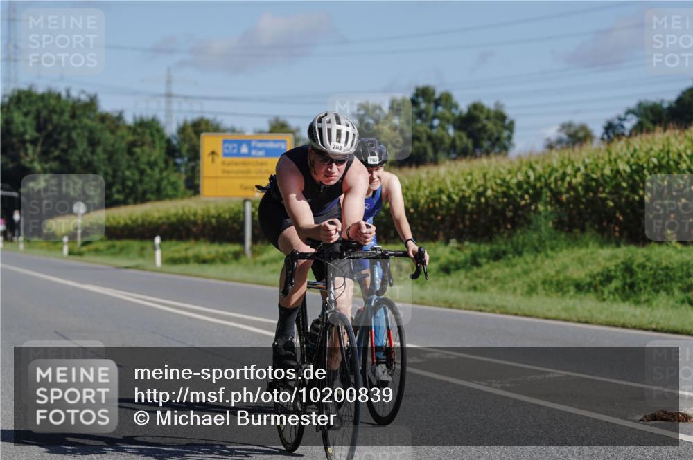 06.09.2026 - 20. Norderstedt Triathlon Michael Burmester http://msf.ph/oto/10200839 06.09.2026 10:36:52 Radfahren 702, 703 meine-sportfotos.de