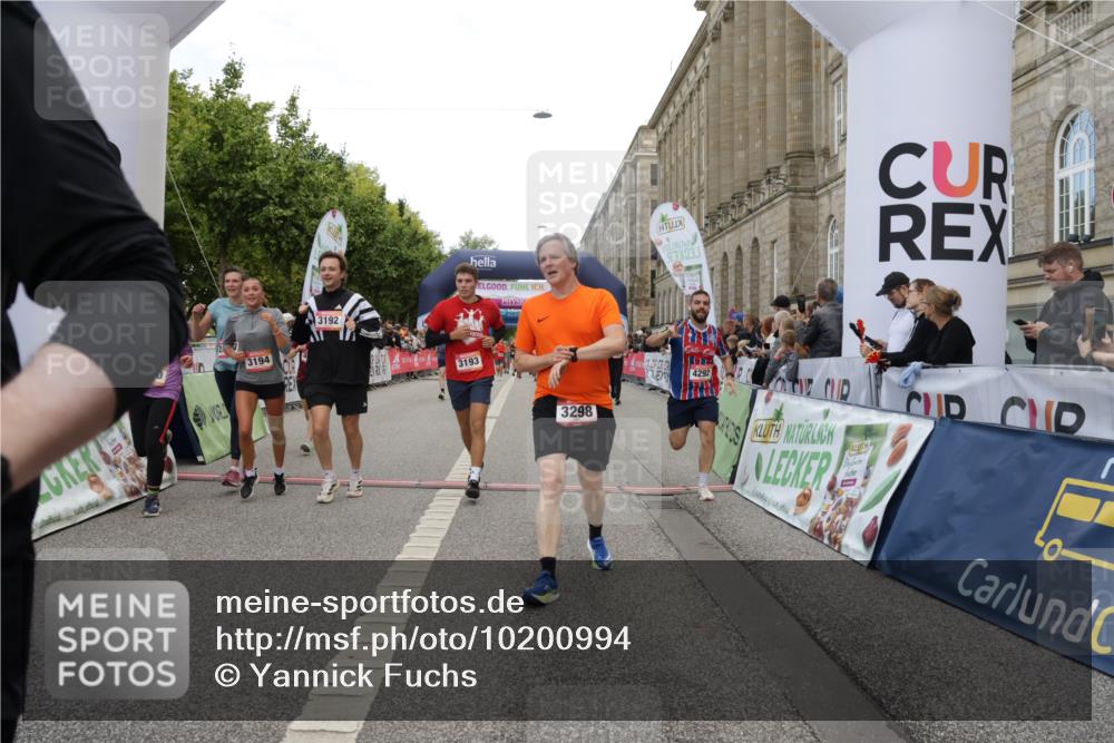06.09.2026 - CURREX Alsterlauf Yannick Fuchs http://msf.ph/oto/10200994 06.09.2026 10:08:09 Ziel 2363, 2390, 2407, 2785, 3192, 3193, 3194, 3298, 3666, 4292, 4727, 4841, 5049, 5256, 5290, 5507, 6361, 6395 meine-sportfotos.de