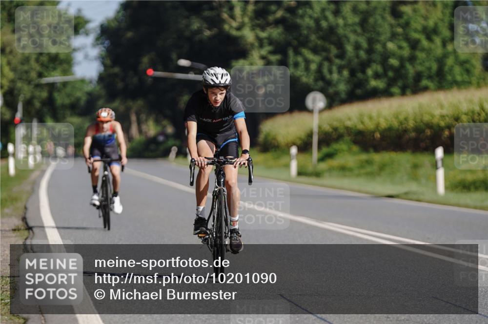 06.09.2026 - 20. Norderstedt Triathlon Michael Burmester http://msf.ph/oto/10201090 06.09.2026 10:38:12 Radfahren 719, 758 meine-sportfotos.de