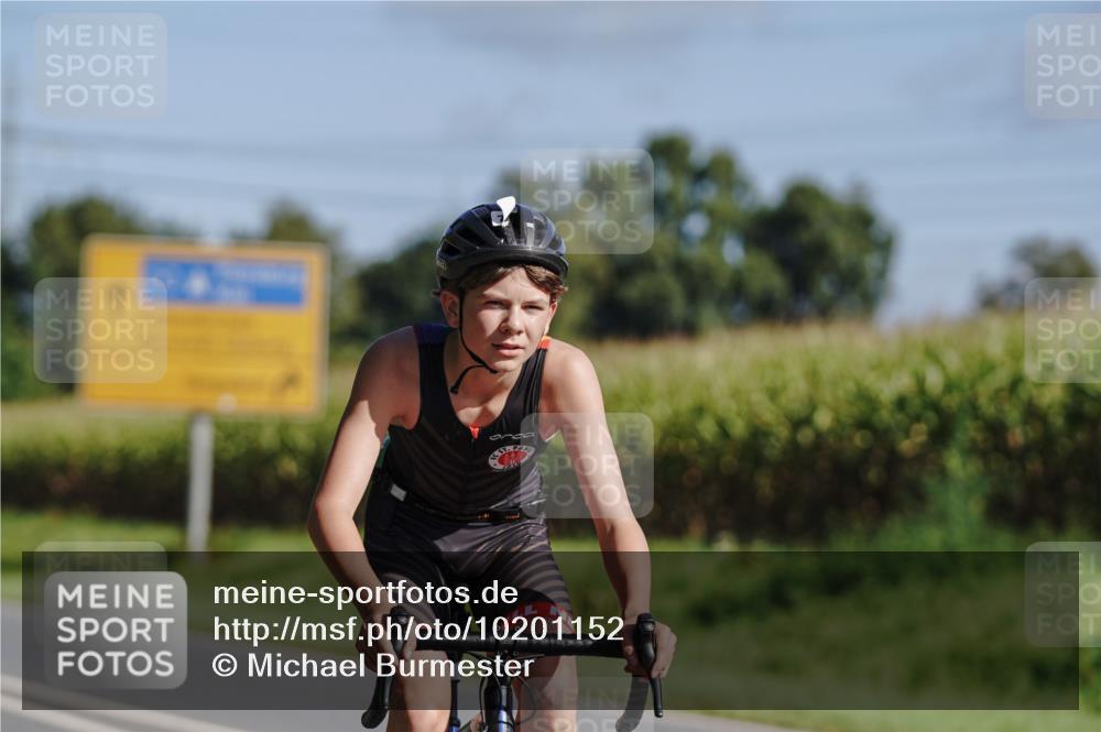 06.09.2026 - 20. Norderstedt Triathlon Michael Burmester http://msf.ph/oto/10201152 06.09.2026 10:38:54 Radfahren 764 meine-sportfotos.de