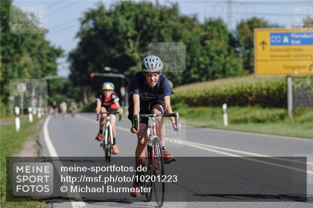 06.09.2026 - 20. Norderstedt Triathlon Michael Burmester http://msf.ph/oto/10201223 06.09.2026 10:39:39 Radfahren 710, 724, 754 meine-sportfotos.de