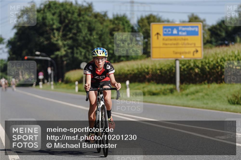 06.09.2026 - 20. Norderstedt Triathlon Michael Burmester http://msf.ph/oto/10201230 06.09.2026 10:39:41 Radfahren 710, 724, 754 meine-sportfotos.de