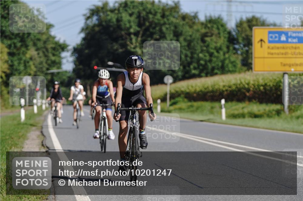 06.09.2026 - 20. Norderstedt Triathlon Michael Burmester http://msf.ph/oto/10201247 06.09.2026 10:39:55 Radfahren 64, 704, 759, 1200, 1222 meine-sportfotos.de
