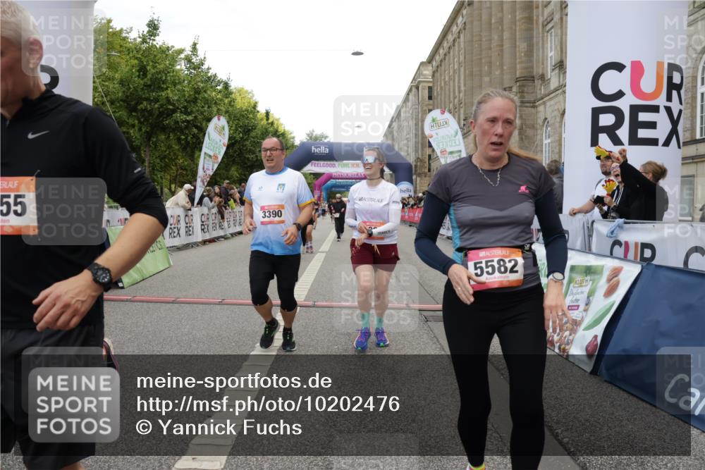 06.09.2026 - CURREX Alsterlauf Yannick Fuchs http://msf.ph/oto/10202476 06.09.2026 10:08:26 Ziel 2035, 2080, 2105, 2155, 2440, 2504, 3093, 3352, 3390, 4146, 4169, 4247, 4399, 4447, 5030, 5342, 5502, 5582, 6230, 6473, 8045, 8297 meine-sportfotos.de