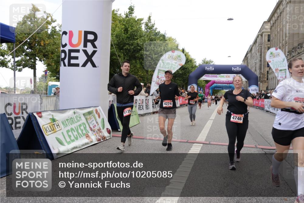 06.09.2026 - CURREX Alsterlauf Yannick Fuchs http://msf.ph/oto/10205085 06.09.2026 10:08:52 Ziel 2777, 3086, 3400, 3540, 3811, 3812, 4129, 4233, 4274, 4738, 4746, 5125, 5130, 5367, 5985, 6488 meine-sportfotos.de