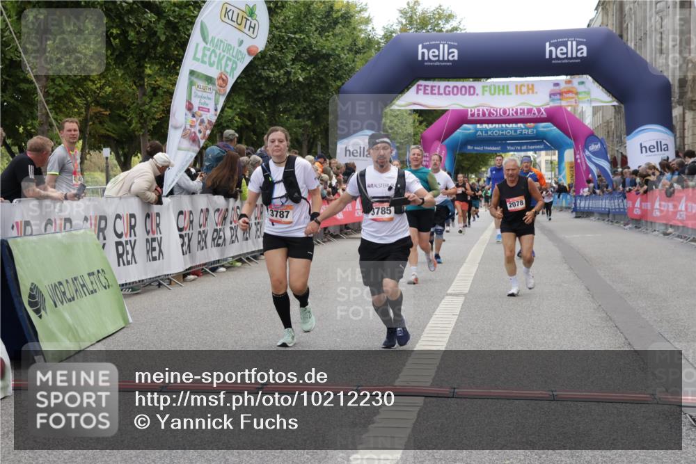 06.09.2026 - CURREX Alsterlauf Yannick Fuchs http://msf.ph/oto/10212230 06.09.2026 10:09:39 Ziel 2078, 2742, 3785, 3787, 4138, 4328, 4536, 4713, 4986, 5259, 5260, 6278, 6492 meine-sportfotos.de