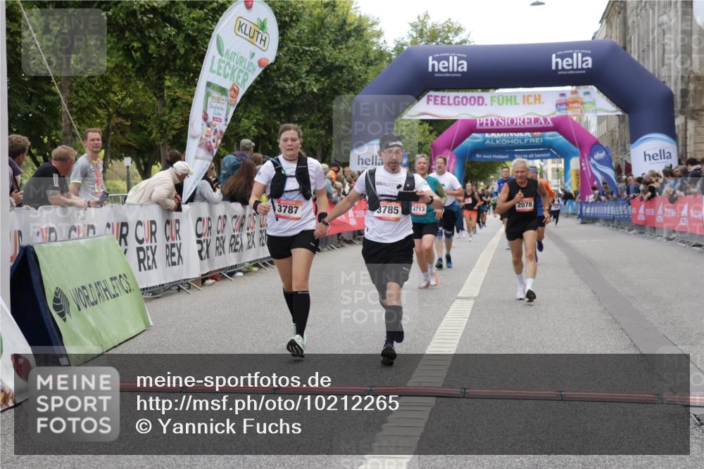 06.09.2026 - CURREX Alsterlauf Yannick Fuchs http://msf.ph/oto/10212265 06.09.2026 10:09:39 Ziel 2078, 2742, 3785, 3787, 4138, 4328, 4536, 4713, 4986, 5259, 5260, 6278, 6492 meine-sportfotos.de