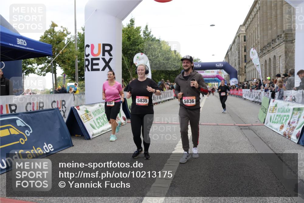 06.09.2026 - CURREX Alsterlauf Yannick Fuchs http://msf.ph/oto/10213175 06.09.2026 10:09:51 Ziel 2064, 2622, 3326, 4784, 5199, 5357, 5835, 5836, 5851, 6410, 6466 meine-sportfotos.de