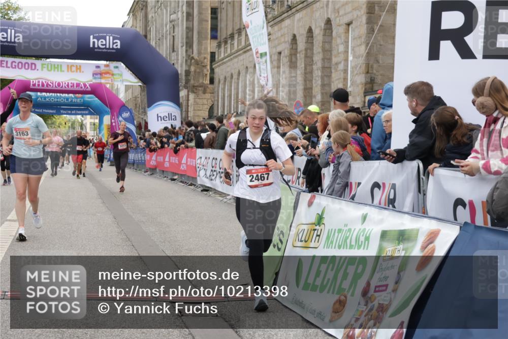 06.09.2026 - CURREX Alsterlauf Yannick Fuchs http://msf.ph/oto/10213398 06.09.2026 10:09:56 Ziel 2467, 3163, 3326, 4242, 4244, 5357, 5733, 5835, 5836, 6410 meine-sportfotos.de
