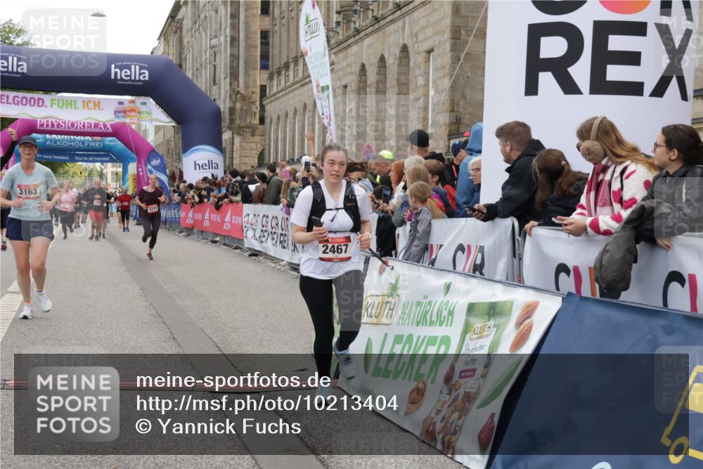 06.09.2026 - CURREX Alsterlauf Yannick Fuchs http://msf.ph/oto/10213404 06.09.2026 10:09:57 Ziel 2467, 3163, 3213, 3326, 4242, 4244, 5357, 5733, 5835, 5836, 6410 meine-sportfotos.de