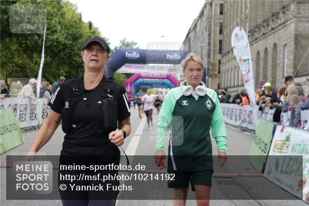 06.09.2026 - CURREX Alsterlauf Yannick Fuchs http://msf.ph/oto/10214192 06.09.2026 10:10:16 Ziel 2057, 2634, 2747, 3277, 3283, 4166, 4195, 4246, 4402, 4710, 4775, 4855, 4984, 5008, 5558, 6338, 6354, 8034, 8072, 8115, 8149, 8241 meine-sportfotos.de