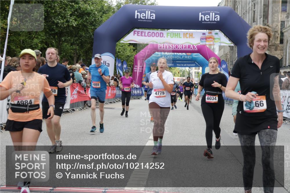 06.09.2026 - CURREX Alsterlauf Yannick Fuchs http://msf.ph/oto/10214252 06.09.2026 10:10:18 Ziel 2747, 4166, 4195, 4246, 4402, 4710, 4775, 4816, 4855, 4984, 5008, 5558, 6338, 6354, 8034, 8072, 8115, 8149, 8241 meine-sportfotos.de