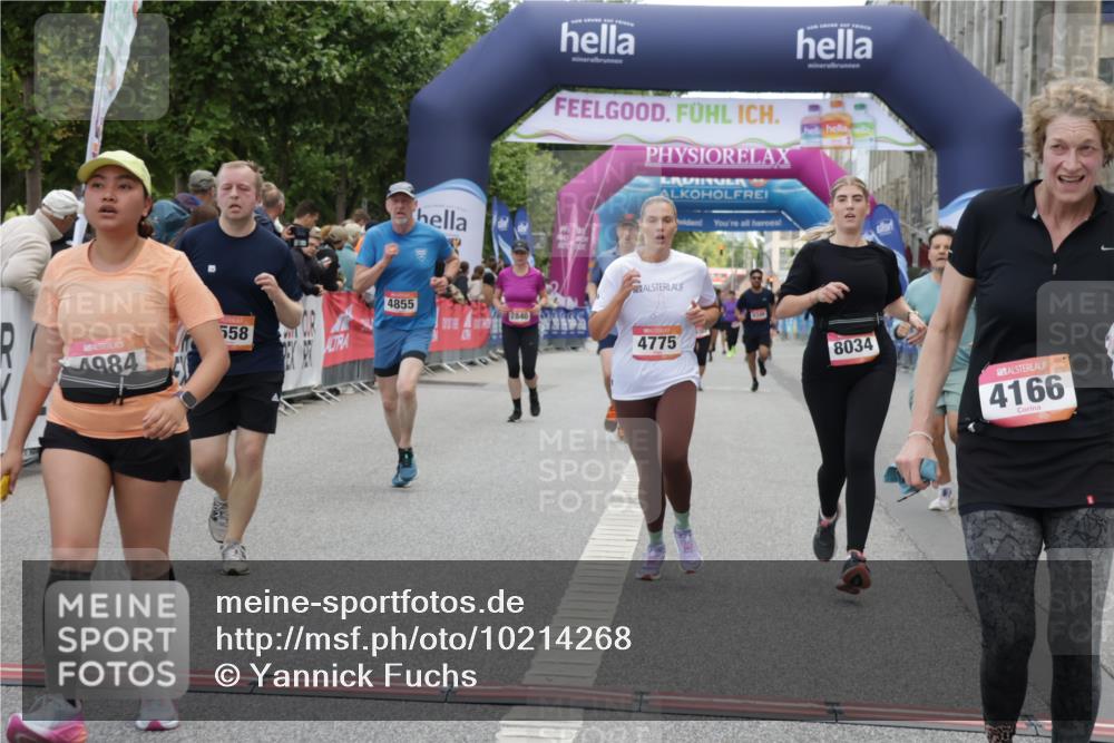 06.09.2026 - CURREX Alsterlauf Yannick Fuchs http://msf.ph/oto/10214268 06.09.2026 10:10:18 Ziel 2747, 4166, 4195, 4246, 4402, 4710, 4775, 4816, 4855, 4984, 5008, 5558, 6338, 6354, 8034, 8072, 8115, 8149, 8241 meine-sportfotos.de