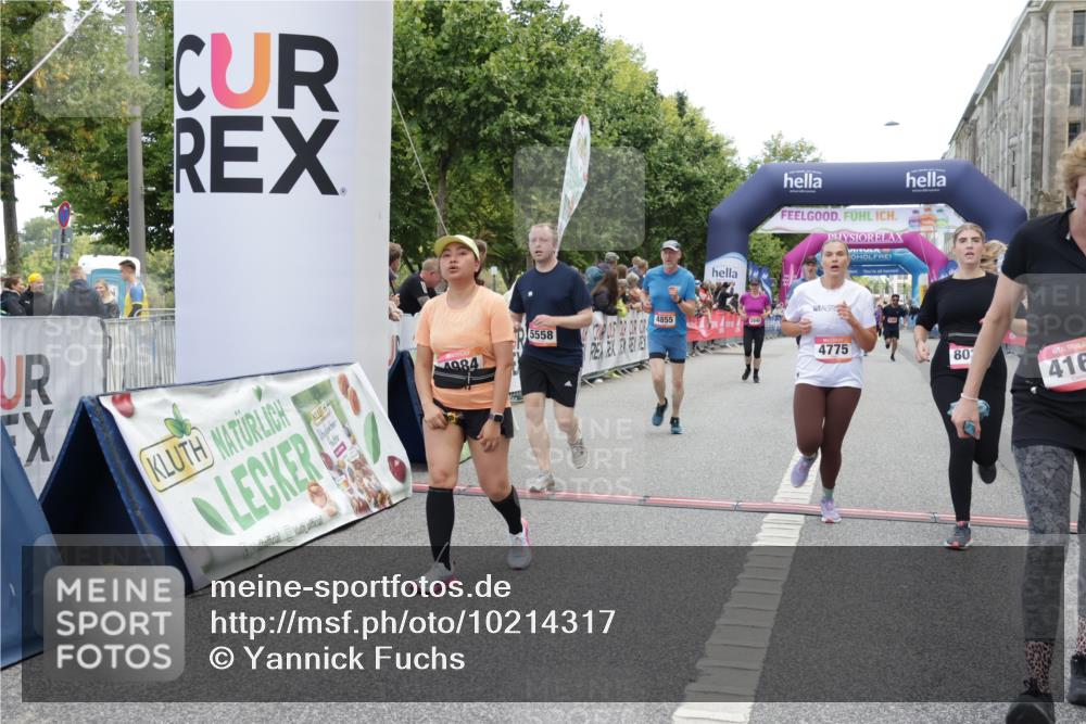 06.09.2026 - CURREX Alsterlauf Yannick Fuchs http://msf.ph/oto/10214317 06.09.2026 10:10:19 Ziel 2747, 4166, 4195, 4246, 4402, 4710, 4775, 4816, 4855, 4984, 5008, 5558, 6338, 8034, 8149, 8241 meine-sportfotos.de