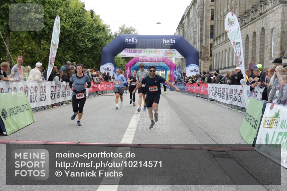 06.09.2026 - CURREX Alsterlauf Yannick Fuchs http://msf.ph/oto/10214571 06.09.2026 10:10:25 Ziel 4144, 4166, 4239, 4402, 4694, 4775, 4816, 4855, 4984, 5558, 6165, 6349, 8034 meine-sportfotos.de
