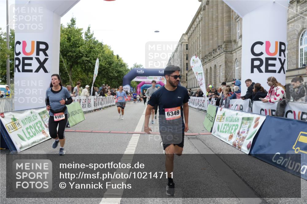 06.09.2026 - CURREX Alsterlauf Yannick Fuchs http://msf.ph/oto/10214711 06.09.2026 10:10:28 Ziel 3077, 4144, 4239, 4402, 4694, 4816, 4855, 6165, 6349 meine-sportfotos.de