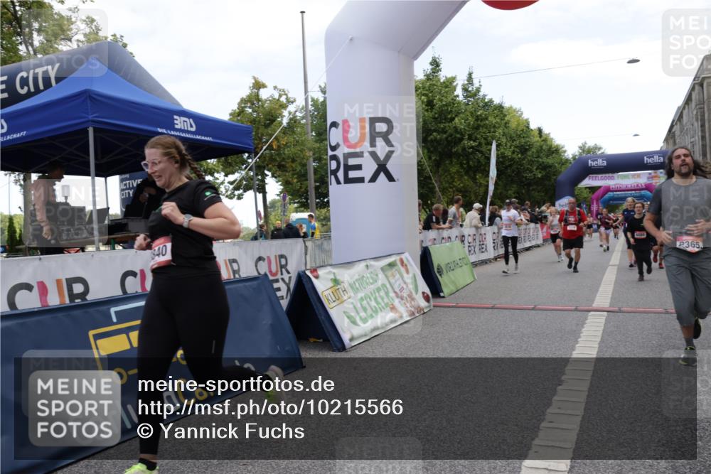 06.09.2026 - CURREX Alsterlauf Yannick Fuchs http://msf.ph/oto/10215566 06.09.2026 10:10:52 Ziel 2058, 2226, 2312, 2365, 2417, 2427, 2616, 2734, 3345, 3348, 3840, 3995, 4211, 4697, 5141, 5142, 6088, 6434 meine-sportfotos.de