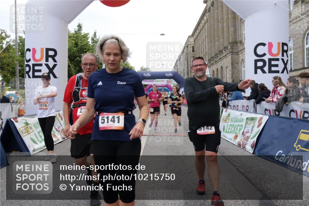 06.09.2026 - CURREX Alsterlauf Yannick Fuchs http://msf.ph/oto/10215750 06.09.2026 10:10:57 Ziel 2226, 2312, 2365, 2417, 2427, 2552, 2566, 2616, 2732, 2982, 3348, 3685, 3687, 3840, 3988, 3995, 5141, 5142, 5555, 5898, 6088, 6434 meine-sportfotos.de