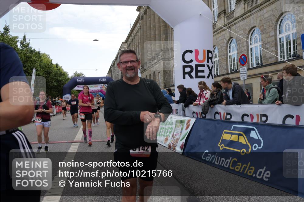 06.09.2026 - CURREX Alsterlauf Yannick Fuchs http://msf.ph/oto/10215766 06.09.2026 10:10:57 Ziel 2226, 2312, 2365, 2417, 2427, 2552, 2566, 2616, 2732, 2982, 3348, 3685, 3687, 3840, 3988, 3995, 5141, 5142, 5555, 5898, 6088, 6434 meine-sportfotos.de