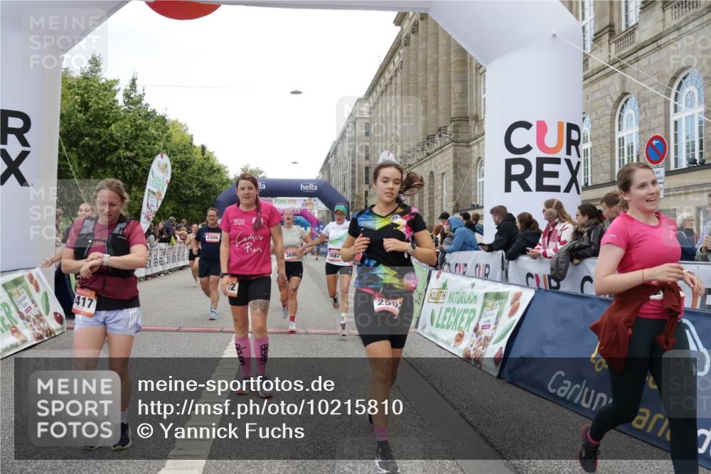 06.09.2026 - CURREX Alsterlauf Yannick Fuchs http://msf.ph/oto/10215810 06.09.2026 10:10:59 Ziel 2226, 2312, 2417, 2427, 2552, 2566, 2616, 2732, 2982, 3171, 3685, 3687, 3988, 3995, 5141, 5142, 5555, 5826, 5898, 6088, 8292 meine-sportfotos.de