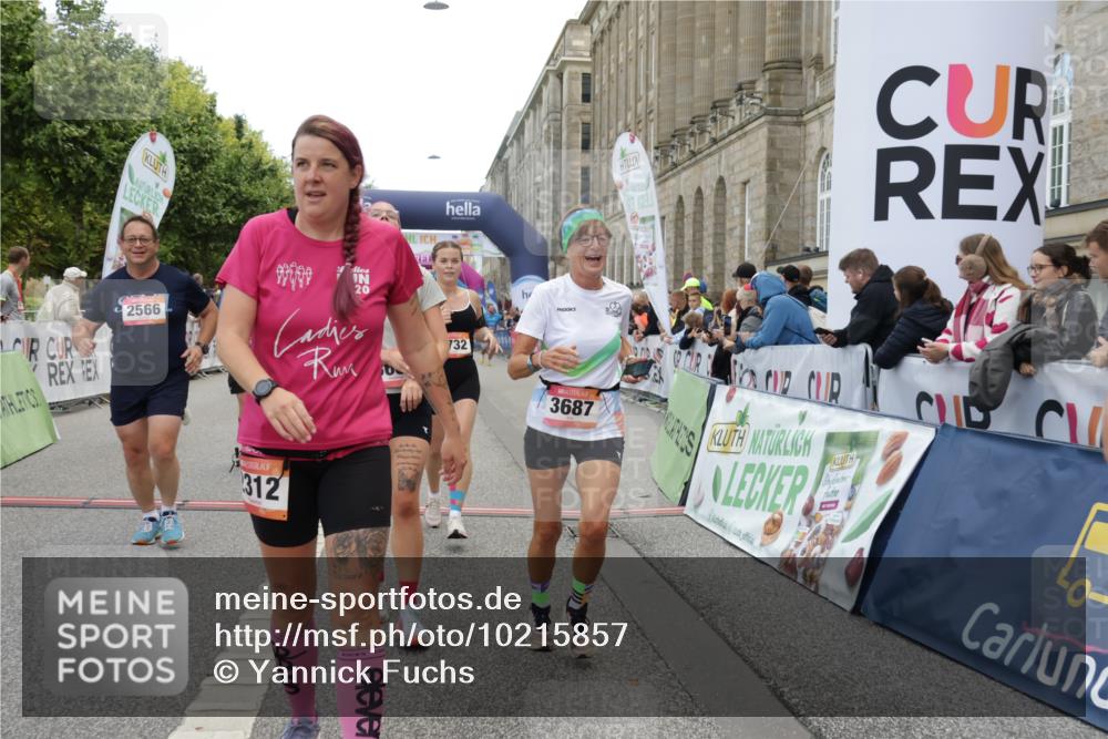 06.09.2026 - CURREX Alsterlauf Yannick Fuchs http://msf.ph/oto/10215857 06.09.2026 10:11:00 Ziel 2226, 2312, 2417, 2427, 2552, 2566, 2616, 2732, 2982, 3171, 3685, 3687, 3988, 3995, 5141, 5142, 5555, 5826, 5888, 5898, 6088, 8292 meine-sportfotos.de